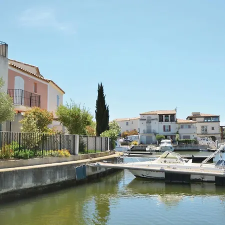Prázdninový dům Lovely In With Wifi Aigues-Mortes